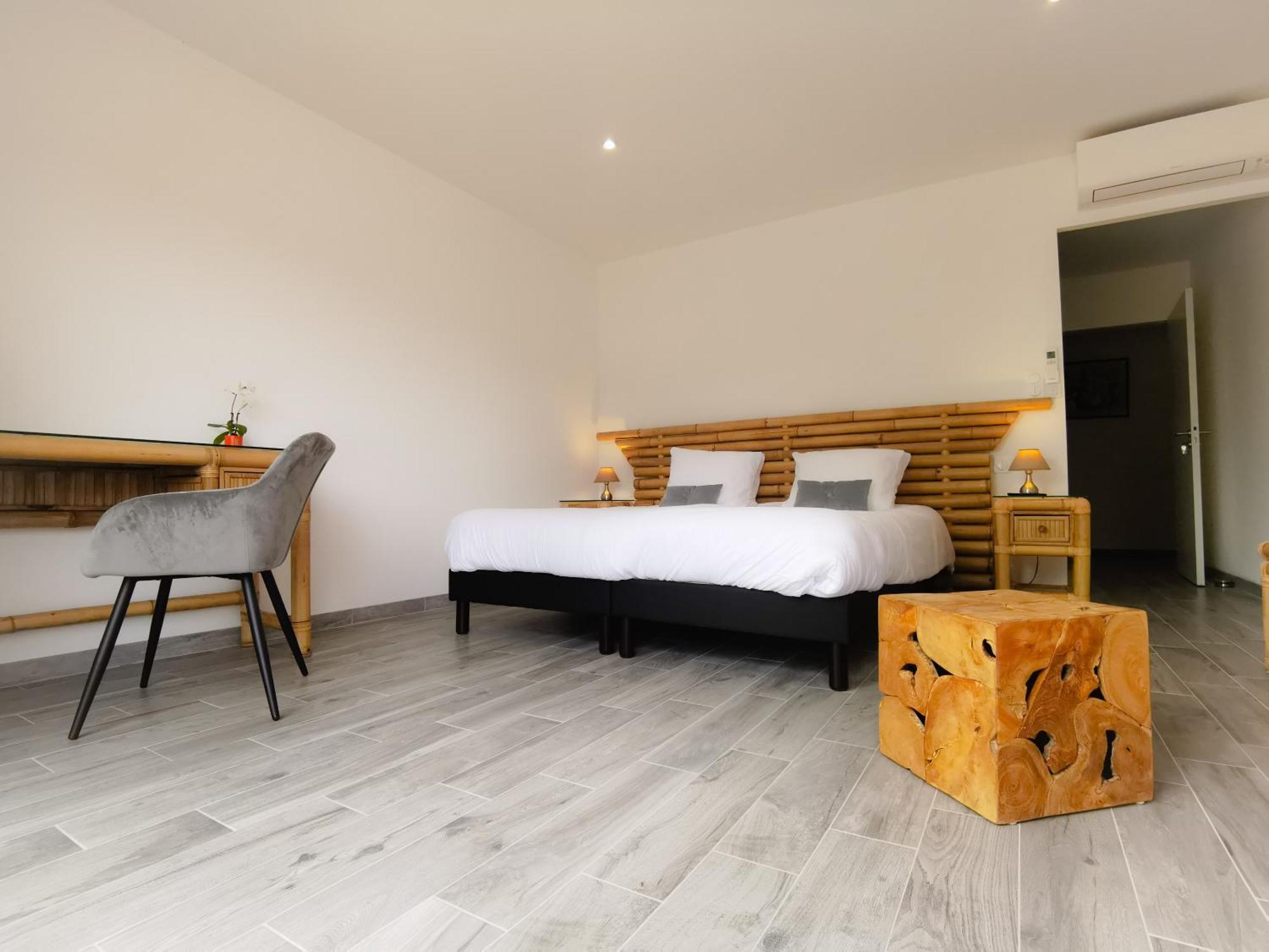 Domaine Des Bois Argentes Bed & Breakfast Saugirard Phòng bức ảnh
